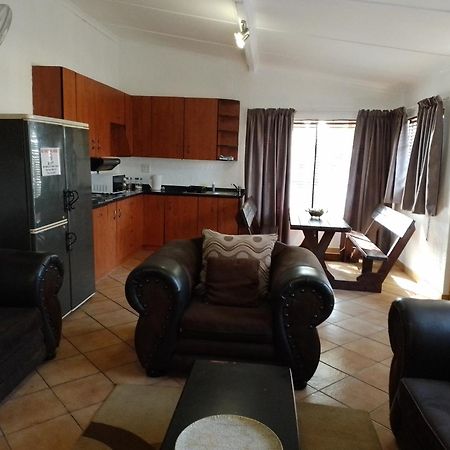 באנוני Anna Boeremeisie Guesthouse חדר תמונה