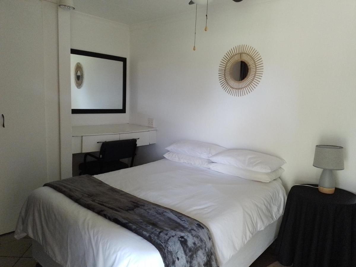 באנוני Anna Boeremeisie Guesthouse מראה חיצוני תמונה