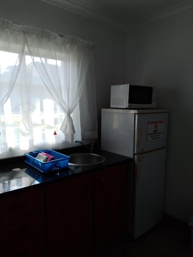 באנוני Anna Boeremeisie Guesthouse מראה חיצוני תמונה