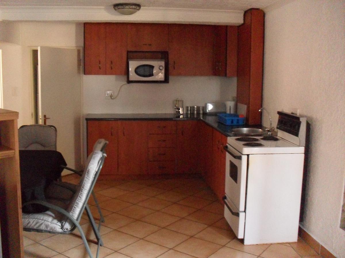 באנוני Anna Boeremeisie Guesthouse מראה חיצוני תמונה