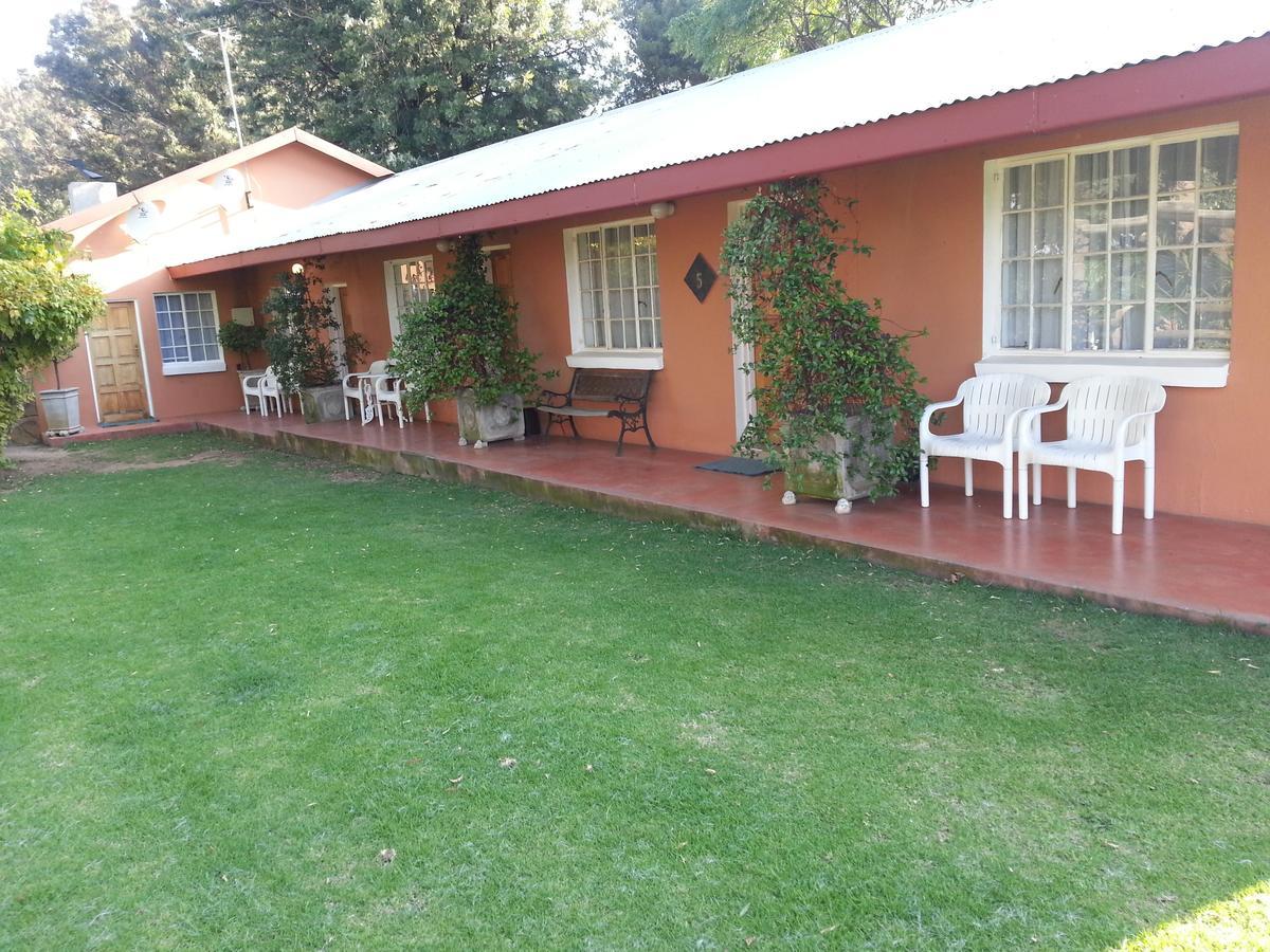 באנוני Anna Boeremeisie Guesthouse מראה חיצוני תמונה